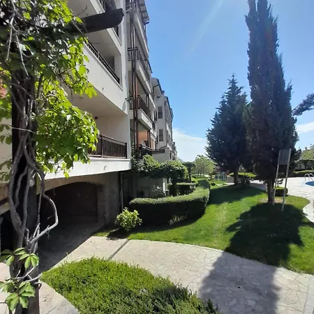 דירה Beautiful 2 With Poolview Outside From Aheloy Kableshkovo (Burgas)